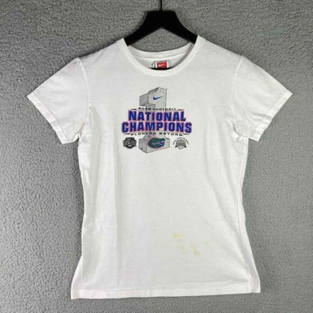 Nike Florida Gators Youth T-Shirt Size Medium 2008 National Champions NCAA Short